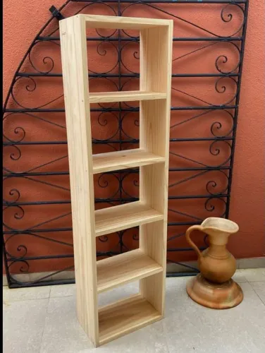 Estante em pinus
