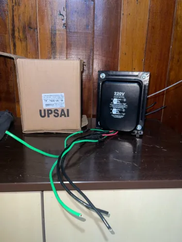 Conversor de Voltagem elétrica 7500va UPSAI de 110V/127V para 220V ou vice-versa