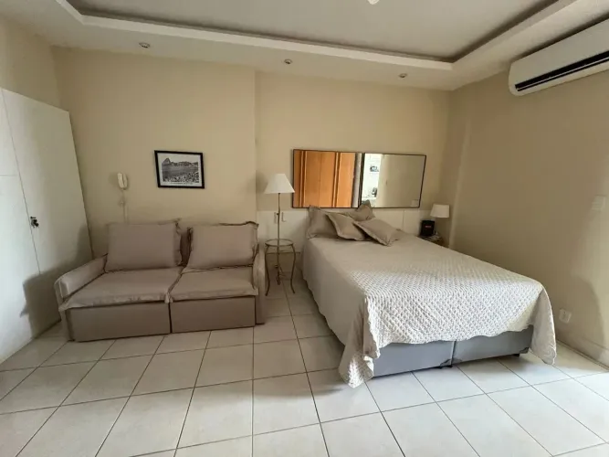 Lindo apartamento mobiliado metro