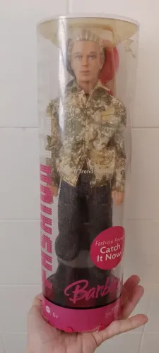 Ken Barbie Fashion Fever Tubo Lacrado