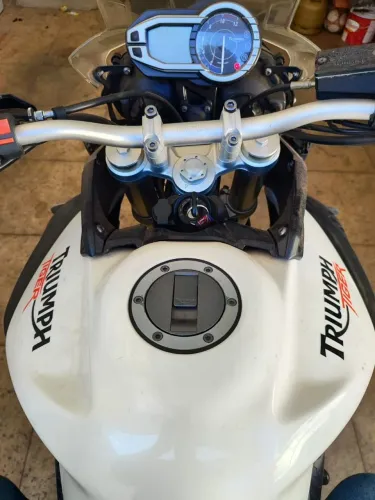Tiger Triumph 800xc relíquia, pouquíssimo uso 