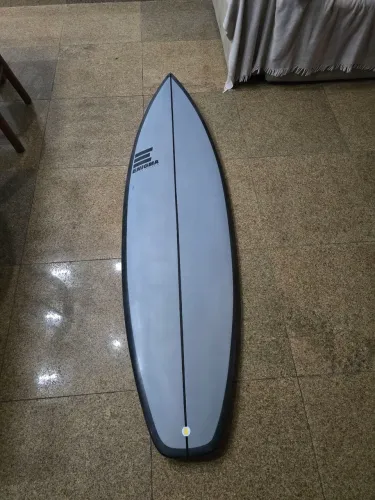 Prancha de surf 5'10 NOVÍSSIMA