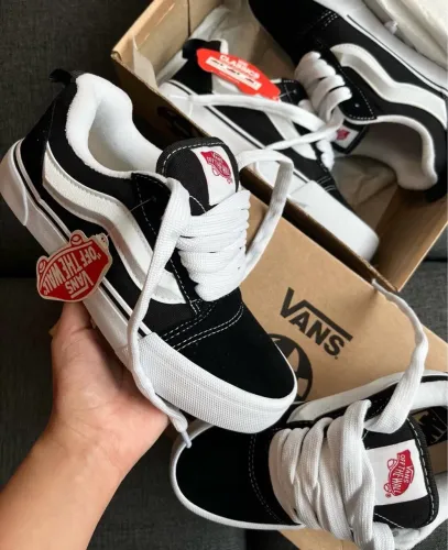 Tênis Vans Old Skool Preto e Branco 34