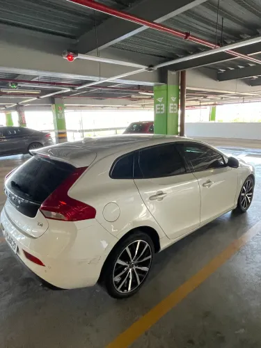 Volvo V40 T-4 Momentum 2.0 Aut. 2018