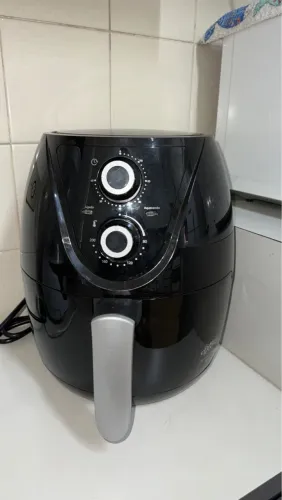 Air Fryer Britânia Bella Cuccina 110v - Usada