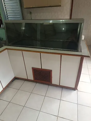 EQUIPAMENTOS DE SORVETERIA À VENDA (FREEZERS, SELF-SERVI, EXPOSITOR)