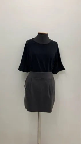 Saia curta | Tommy Hilfiger 36 (cod 687)