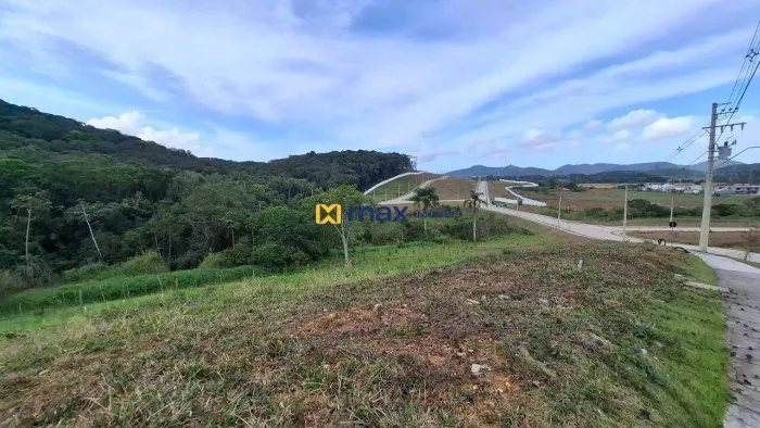 Excelente terreno em condomínio fechado, 205 m², Rio do Meio, Itajaí
