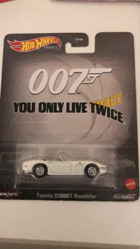 Hot wheels premium 007 Toyota 2000 Gt roadster
