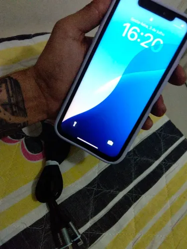 iPhone XR branco