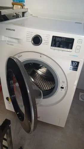 Vende-se Máquina de Lavar e secar Samsung