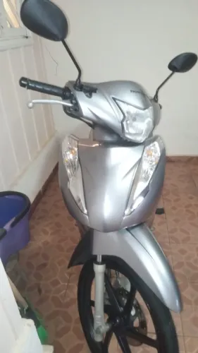 HONDA BIZ 125 PRATA 2018/19