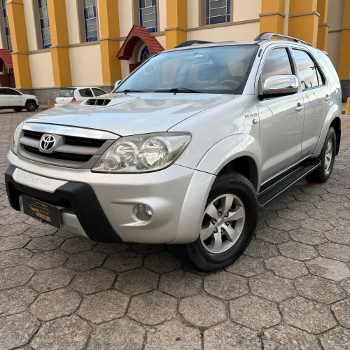 Toyota Hilux SW4 SRV D4-d 4X4 3.0 TDI Dies. AUT 2006