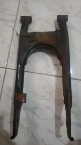 Balança quadro titan / fan 150 / fan 160 com bacalhau