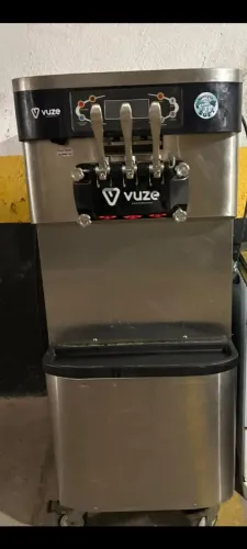 Vendo máquina industrial de sorvete expresso