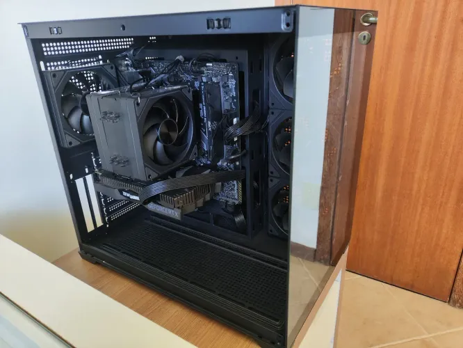 Pc Gamer - Ryzen 5 3600 + RTX 2060 + SSD 250GB + 8GB 3200 Mhz