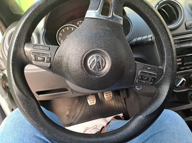 Volkswagen Voyage Selecao 1.0 MI Total Flex 8V 4P 2014