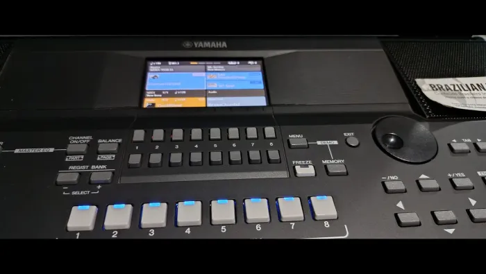 Teclado Yamaha SX 600- NOVO