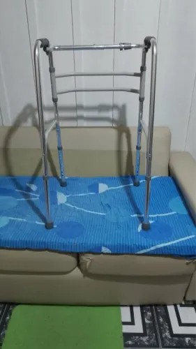 Andador Aluminio Pro140 130kg Articulado Prata -procirurgica