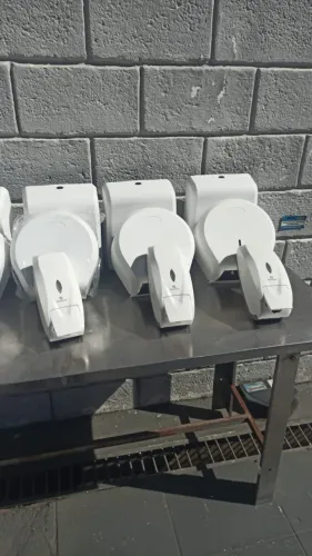 Dispensers Premisse para Papel Toalha, Sabonete Líquido, Papel Higiênico e Álcool Gel