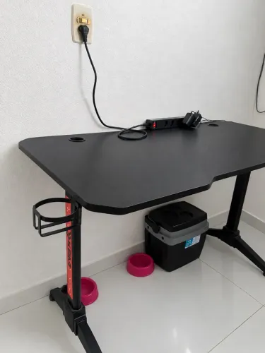 Mesa gamer Kabum