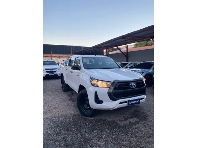 Toyota Hilux CS 4X4 2.8 TDI Diesel Mec. 2024