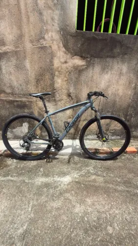 Bicicleta OGGI aro 29