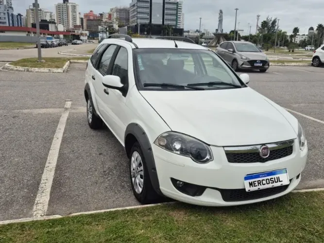 Fiat Palio Weekend Trekking 1.6 Flex 16V 5P 2016