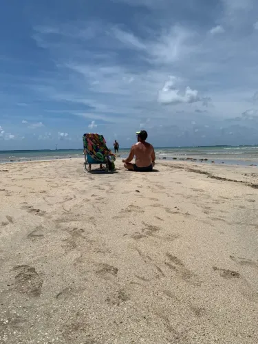 Vendo terreno 300 m2 a 200 mas da praia em São José