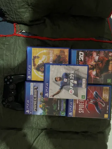 PlayStation 4 slim