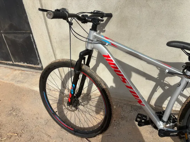 Vende - se bicicleta aro 29