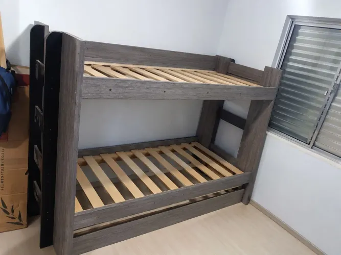 Beliche com cama auxiliar