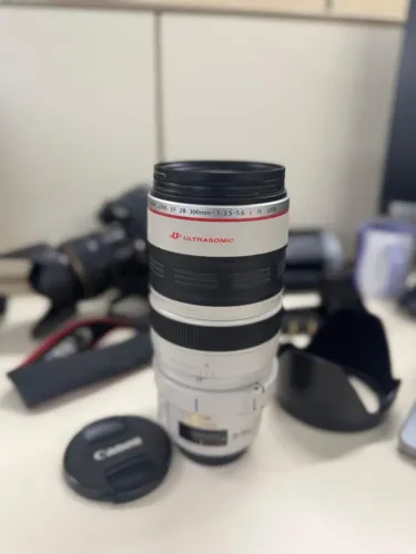 Lente Canon 28-300