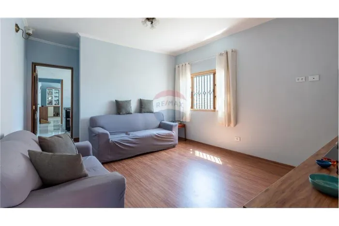 Casa à venda no Tucuruvi, 320 metros, 5 quartos, 3 banheiros, área de serviço e 1 vaga