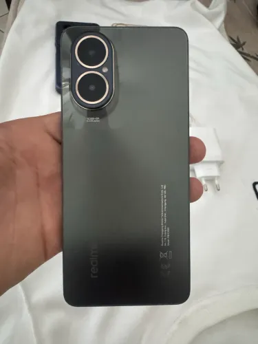 Realme c67 de 256 gigas e 16 de RAM