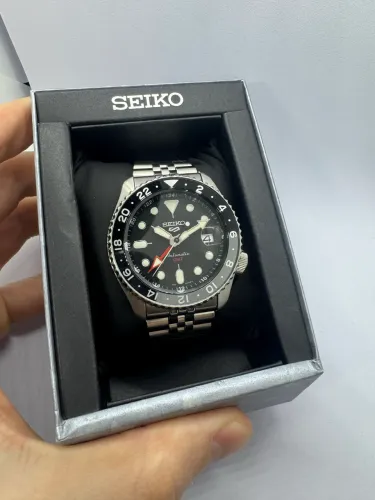 Relógio Seiko GMT ?Bruce Wayne?
