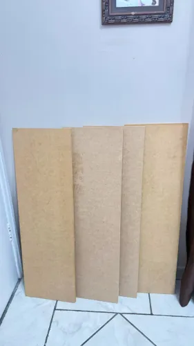 Prateleiras de Parede - 04 com suporte