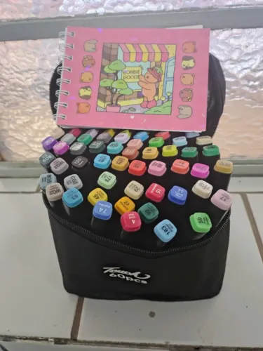 60 canetinhas + livrinho de Bobbie Goods