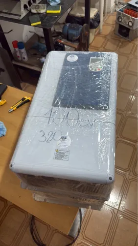 Inversor de frequência Weg Cfw700 142A 100CV 380v
