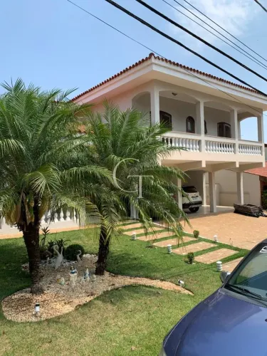 Casa à Venda no Condomínio Portal de Itu I