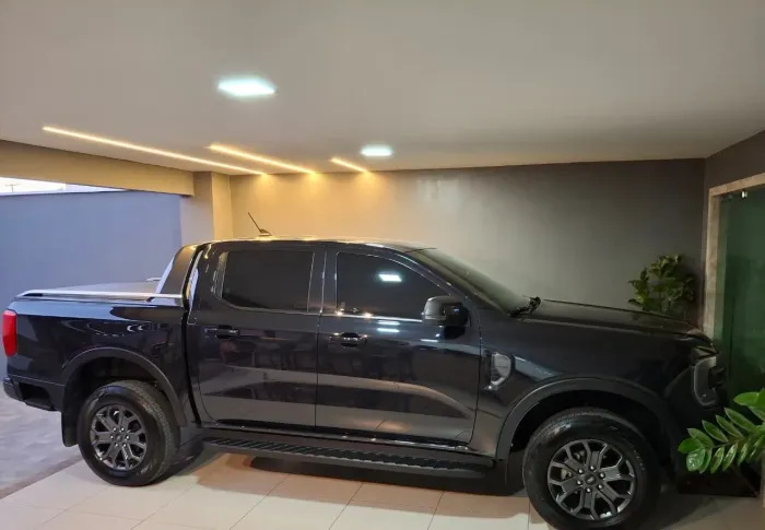Ford Ranger Black 2.0 4X2 CD TB Diesel Aut. 2026