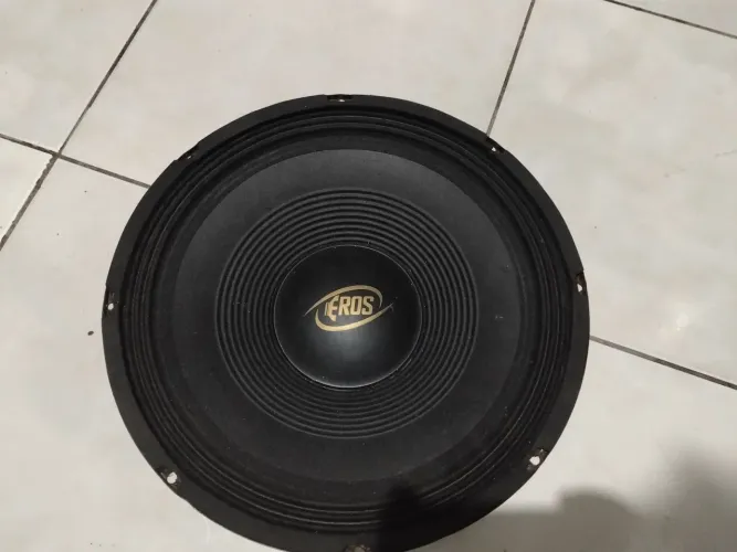 Alto falante de 350 RMS