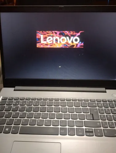 Lenovo IdeaPad 3 15IML05