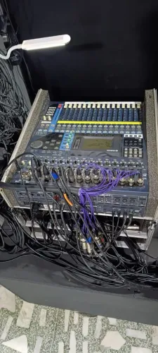 Mesa Digital Yamaha 01v96 Expansão Até 32 Canais + Case