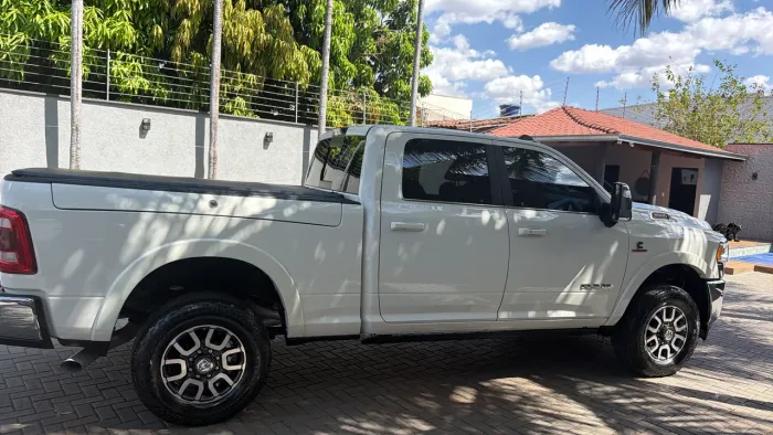 Ram 3500 Limited Longhorn 6.7 TB CD Diesel 2024