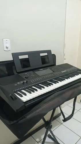 Teclado Yamaha Psr E463