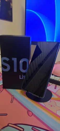 Samsung Galaxy S10 Lite em excelente estado