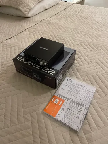 Interface de Áudio Roland Rubix 22 - 24 bits