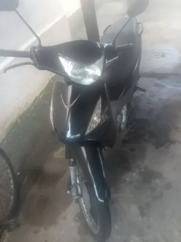 Honda Biz 125 ks valor 8 mil