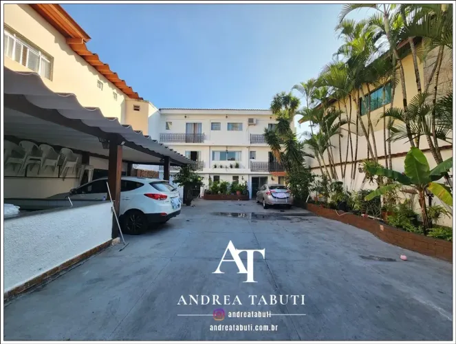 **Casa Tipo Edícula 288 m² de Construção | 4 Suítes | Amplo Terreno**
